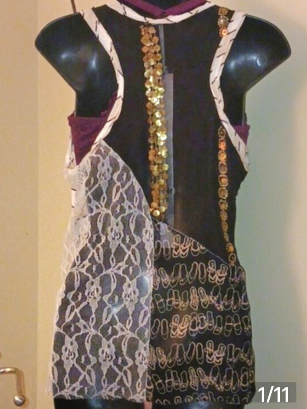 NWT!Super cute!50% rayon,50% Poly,contrast ,100% silk! Sleeveless Women's Top
